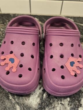 Kids Clogs Size 10/11